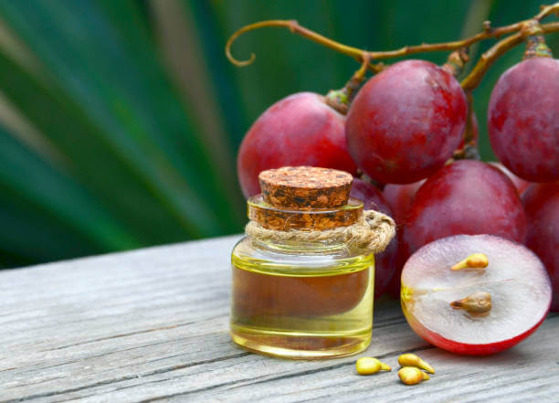 Grapeseed Oil | Our Top 10 Oils For A Healthy Scalp In 2023